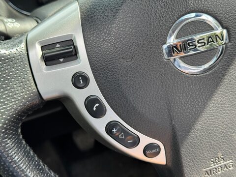 Nissan X-Trail 2.0 dCi Tekna 4WD Euro 5 5dr (AVM) 27