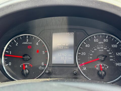 Nissan X-Trail 2.0 dCi Tekna 4WD Euro 5 5dr (AVM) 33