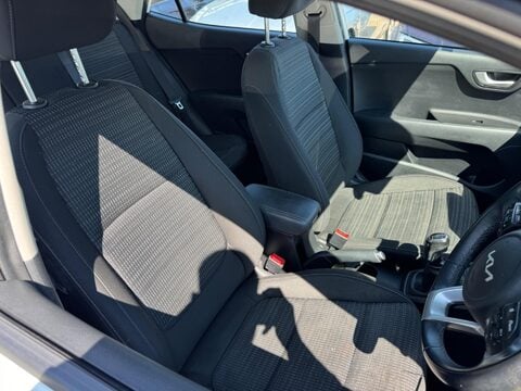 Kia Stonic 1.0 T-GDi 2 Euro 6 (s/s) 5dr 10