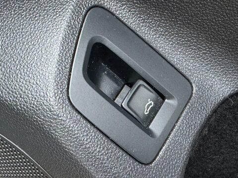 Volkswagen Passat 2.0 TDI EVO R-Line Euro 6 (s/s) 4dr 51