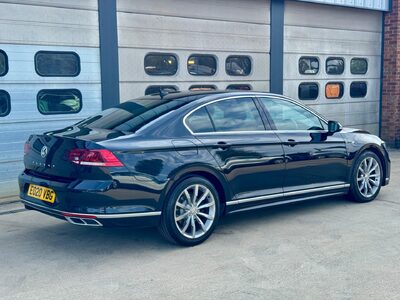 Volkswagen Passat 2.0 TDI EVO R-Line Euro 6 (s/s) 4dr