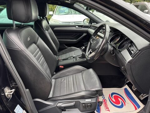 Volkswagen Passat 2.0 TDI EVO R-Line Euro 6 (s/s) 4dr 12