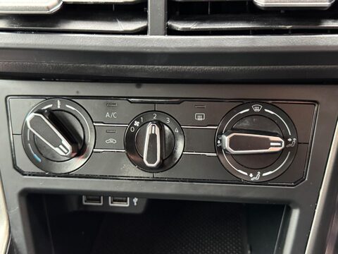 Volkswagen Polo 1.0 EVO SE Euro 6 (s/s) 5dr 23