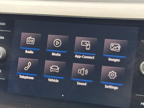 Volkswagen Polo 1.0 EVO SE Euro 6 (s/s) 5dr 16