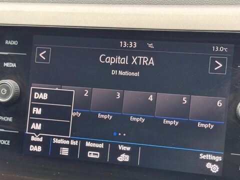 Volkswagen Polo 1.0 EVO SE Euro 6 (s/s) 5dr 17