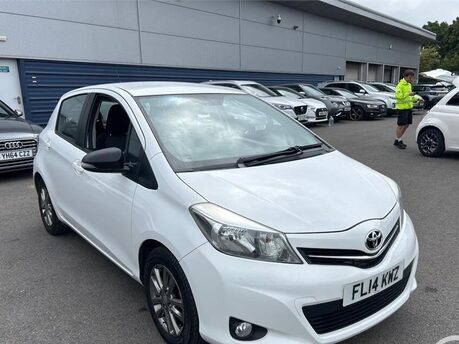 Toyota Yaris 1.33 Dual VVT-i Icon Plus Euro 5 5dr