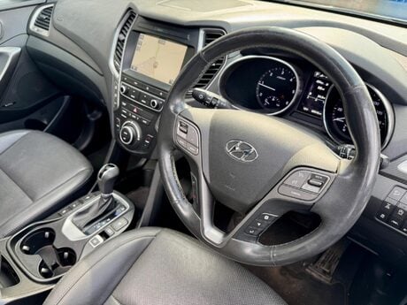 Hyundai SANTA FE 2.2 CRDi Blue Drive Wiggins Edition Auto 4WD Euro 6 (s/s) 5dr (7 Seat)