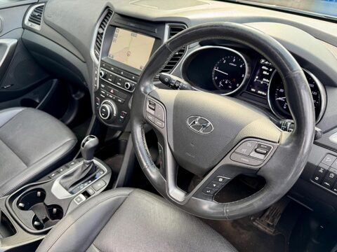 Hyundai SANTA FE 2.2 CRDi Blue Drive Wiggins Edition Auto 4WD Euro 6 (s/s) 5dr (7 Seat) 2