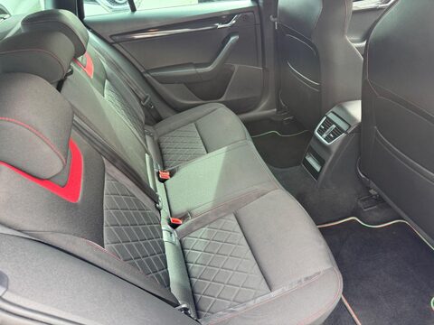 Skoda Octavia 2.0 TDI vRS DSG Euro 6 (s/s) 5dr 48