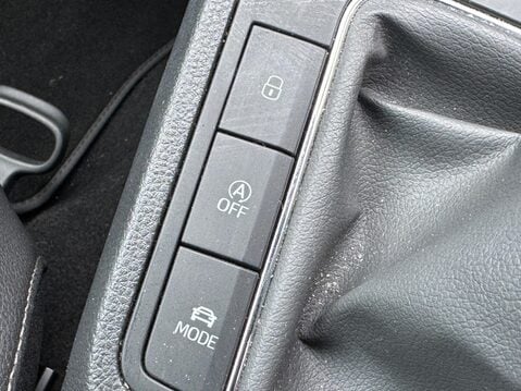 SEAT Ibiza 1.0 TSI XCELLENCE Euro 6 (s/s) 5dr 25