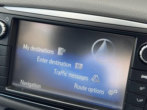 Toyota Yaris 1.5 VVT-i Icon Tech Euro 6 5dr 19