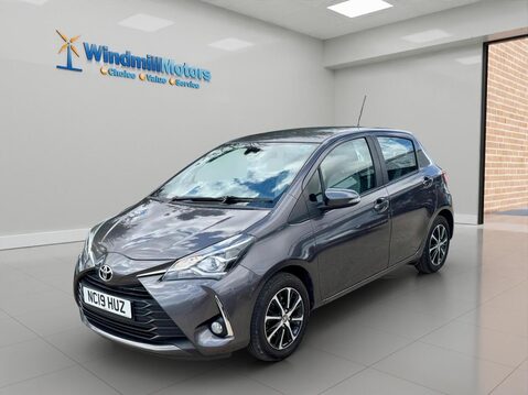 Toyota Yaris 1.5 VVT-i Icon Tech Euro 6 5dr 5
