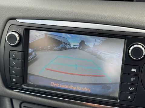 Toyota Yaris 1.5 VVT-i Icon Tech Euro 6 5dr 11