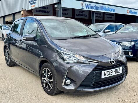 Toyota Yaris 1.5 VVT-i Icon Tech Euro 6 5dr