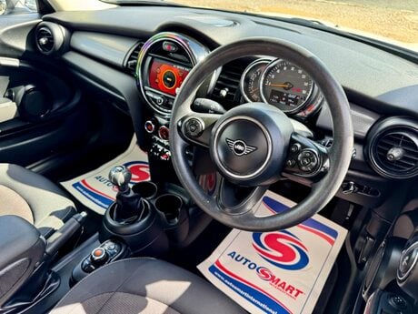 Mini Hatch 1.5 Cooper Classic Euro 6 (s/s) 3dr
