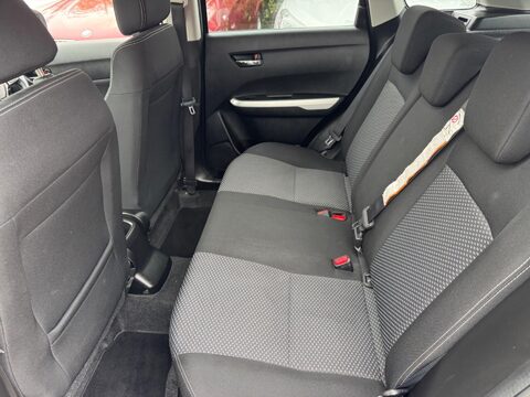 Suzuki Vitara 1.6 SZ-T Euro 6 (s/s) 5dr 33