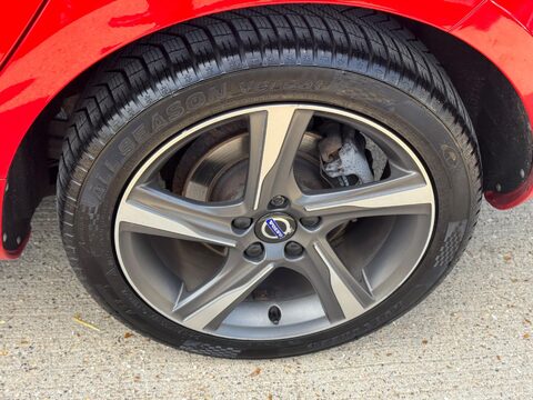 Volvo V40 1.6 D2 R-Design Powershift Euro 5 (s/s) 5dr 32