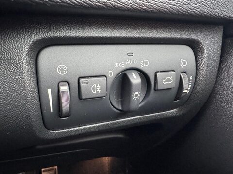 Volvo V40 1.6 D2 R-Design Powershift Euro 5 (s/s) 5dr 20
