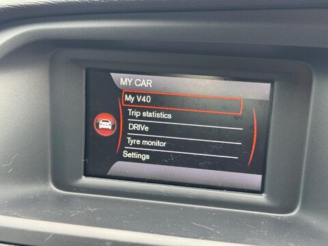 Volvo V40 1.6 D2 R-Design Powershift Euro 5 (s/s) 5dr 16