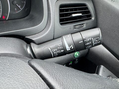 Honda CR-V 2.0 i-VTEC SE Euro 5 (s/s) 5dr 17