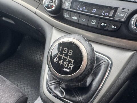Honda CR-V 2.0 i-VTEC SE Euro 5 (s/s) 5dr 20