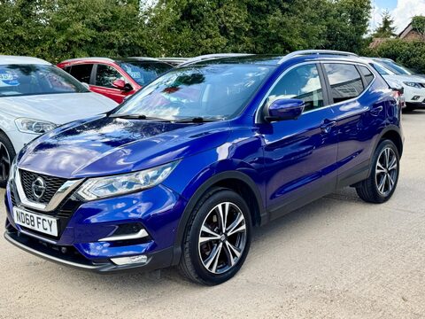 Nissan Qashqai 1.3 DIG-T N-Connecta Euro 6 (s/s) 5dr 6