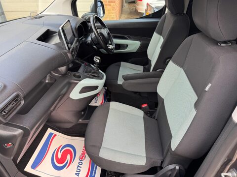 Citroen Berlingo 1.2 PureTech Flair M MPV Euro 6 (s/s) 5dr 40