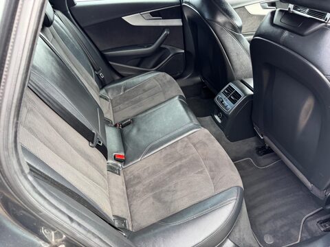 Audi A4 2.0 TDI ultra S line S Tronic Euro 6 (s/s) 5dr 50