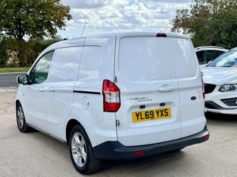 Ford Transit Courier 1.0 EcoBoost Limited L1 Euro 6 5dr 8