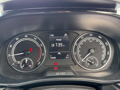 Skoda Fabia 1.0 MPI SE Comfort Euro 6 (s/s) 5dr 27