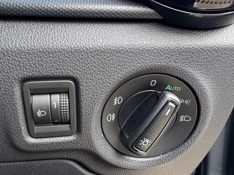 Skoda Fabia 1.0 MPI SE Comfort Euro 6 (s/s) 5dr 26