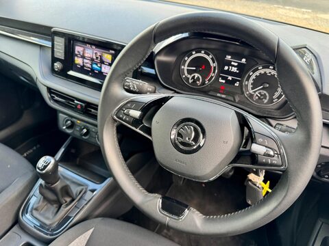 Skoda Fabia 1.0 MPI SE Comfort Euro 6 (s/s) 5dr 2