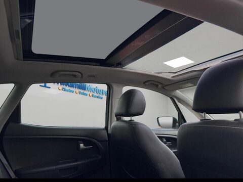 Kia Venga 1.6 4 Euro 6 (s/s) 5dr 4