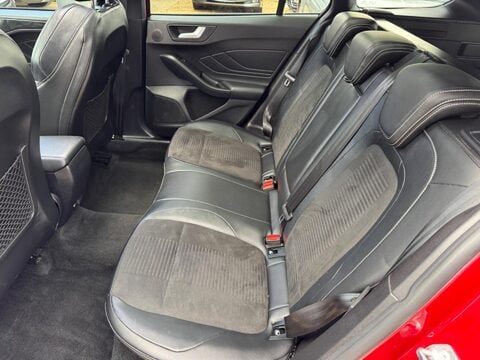 Ford Focus 2.0 EcoBlue ST Euro 6 (s/s) 5dr 56