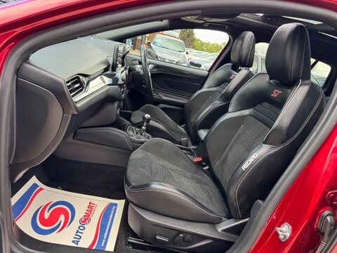 Ford Focus 2.0 EcoBlue ST Euro 6 (s/s) 5dr 54