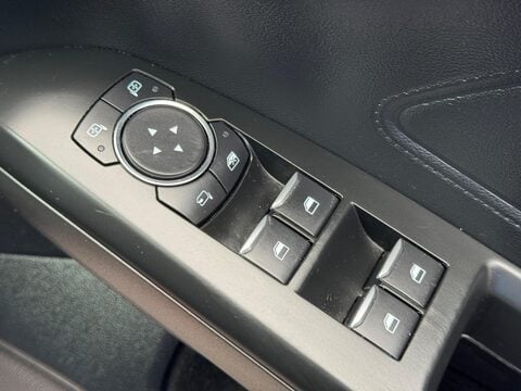 Ford Focus 2.0 EcoBlue ST Euro 6 (s/s) 5dr 51