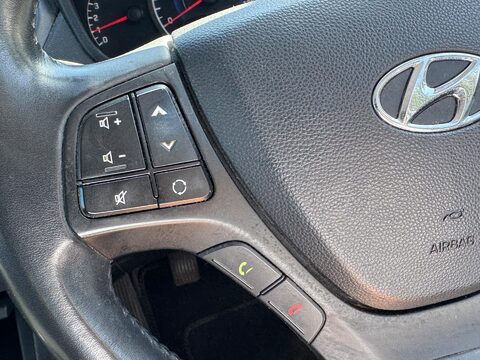 Hyundai i10 1.0 Premium Euro 6 5dr 19