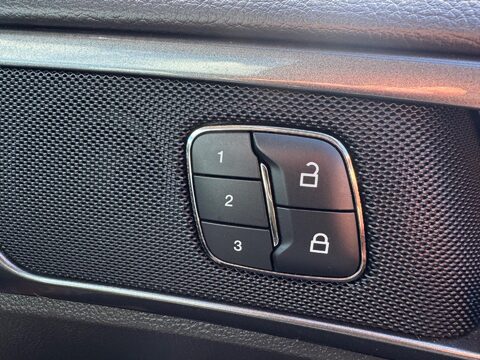 Ford Mondeo 2.0 EcoBlue Titanium Edition Euro 6 (s/s) 5dr 39