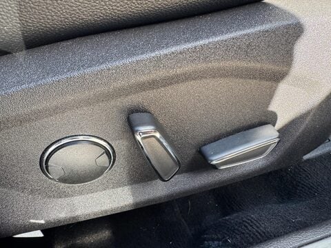 Ford Mondeo 2.0 EcoBlue Titanium Edition Euro 6 (s/s) 5dr 38