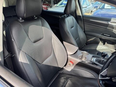 Ford Mondeo 2.0 EcoBlue Titanium Edition Euro 6 (s/s) 5dr 3