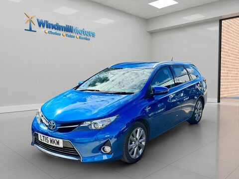 Toyota Auris 1.8 VVT-h Excel Touring Sports CVT Euro 5 (s/s) 5dr 3