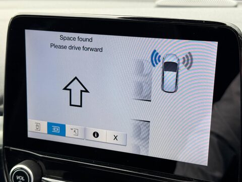 Ford Fiesta 1.0T EcoBoost Titanium Euro 6 (s/s) 5dr 22