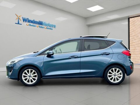 Ford Fiesta 1.0T EcoBoost Titanium Euro 6 (s/s) 5dr 10