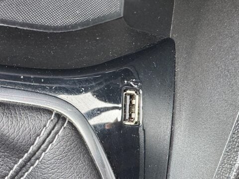 Ford Fiesta 1.0T EcoBoost Titanium Euro 6 (s/s) 5dr 37