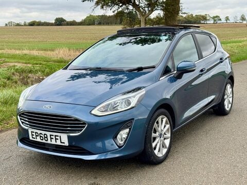 Ford Fiesta 1.0T EcoBoost Titanium Euro 6 (s/s) 5dr 7