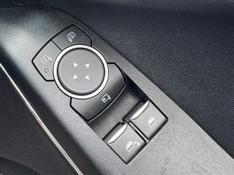 Ford Fiesta 1.0T EcoBoost Titanium Euro 6 (s/s) 5dr 44