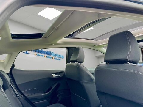 Ford Fiesta 1.0T EcoBoost Titanium Euro 6 (s/s) 5dr 5