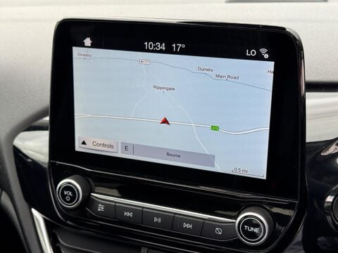 Ford Fiesta 1.0T EcoBoost Titanium Euro 6 (s/s) 5dr 18