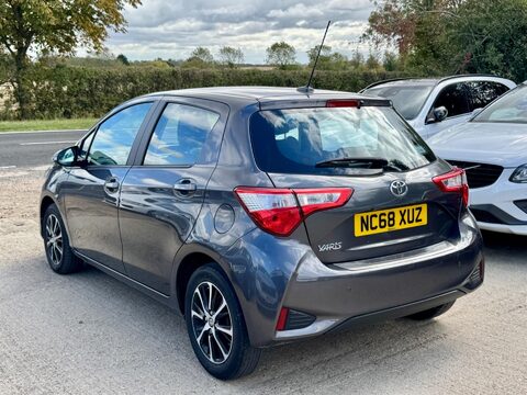 Toyota Yaris 1.5 VVT-i Icon Tech Euro 6 5dr 7