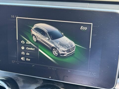 Mercedes-Benz GLC 2.1 GLC250d AMG Line (Premium Plus) G-Tronic 4MATIC Euro 6 (s/s) 5dr 37
